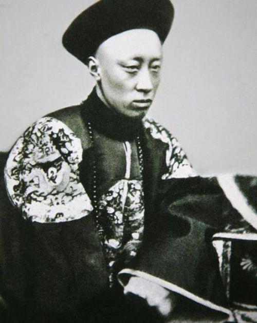 铁帽子王:大清朝换人不降爵的铁饭碗