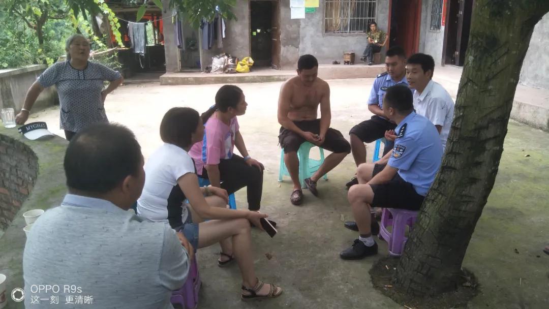 社区协调处理村民组土地纠纷,邻里土地纠纷民警化解促和谐