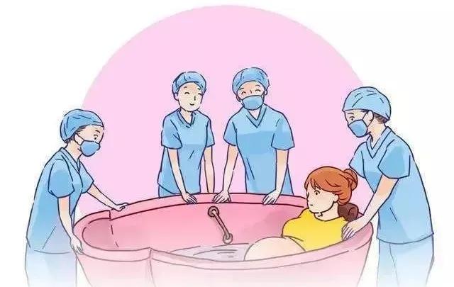 医生在水下接生,水中待产和水中分娩有什么区别