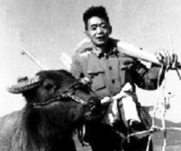不忘初心｜开国将军解甲归田当农民，他是新中国第一人