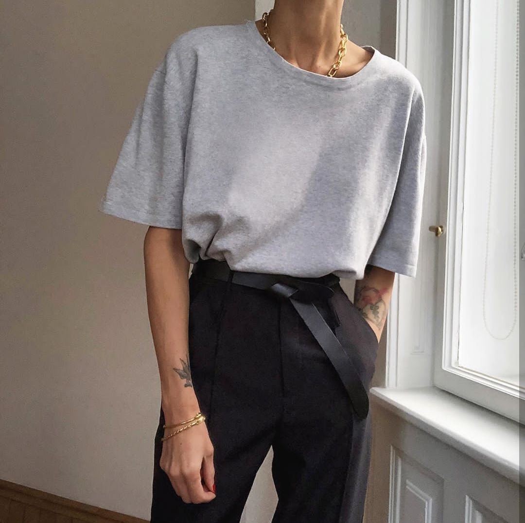 小胸穿无肩带衣服怎么穿,小胸穿衣问题