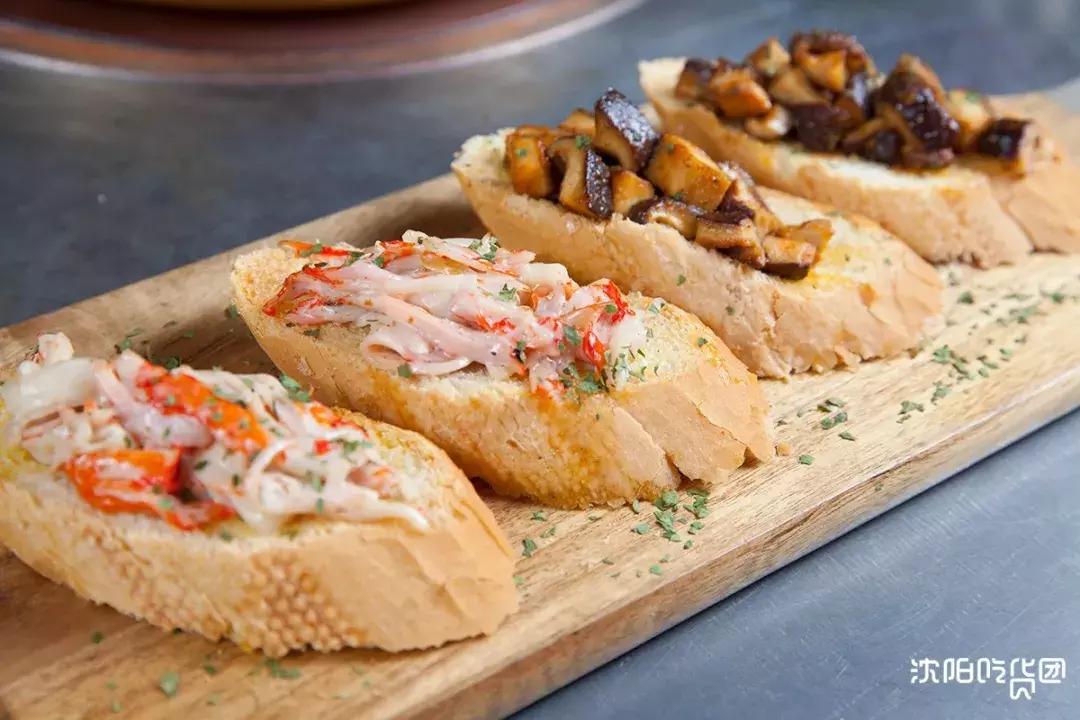 ¥300抵¥800花!年末巨狠福利来了,这还是我认识的小猪小牛吗?