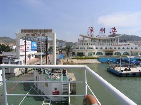 厦门五缘湾十大豪宅最新排名,厦门五缘湾豪宅大户型坚挺