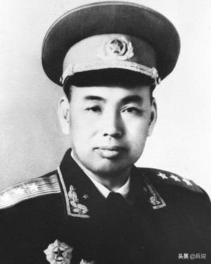 攻不下，统统杀头！对越作战*世友许**暴怒如雷，政委打圆场被怼