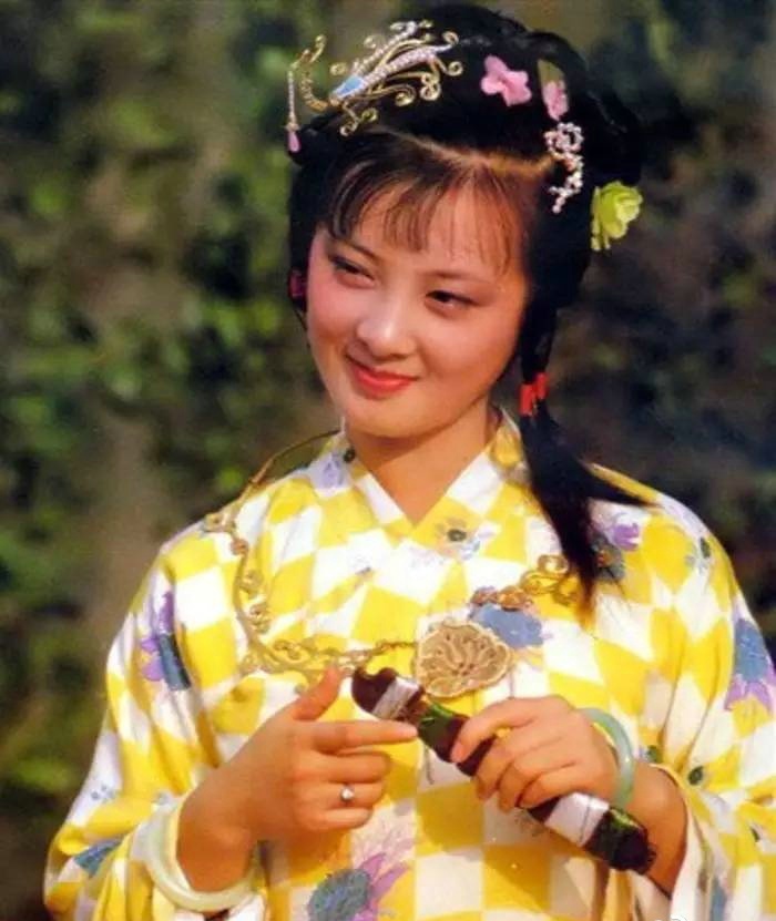 红楼梦里死得最惨的女人,红楼梦谁被丈夫虐待致死