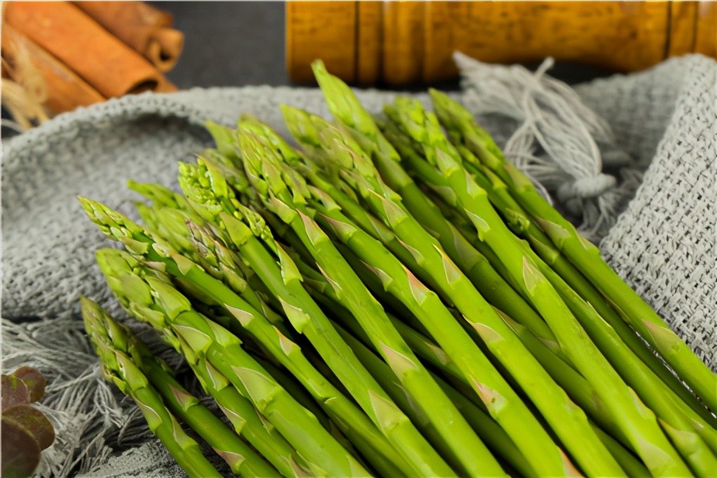 芦笋种植芦笋种子价格,芦笋种植技术芦笋如何过冬
