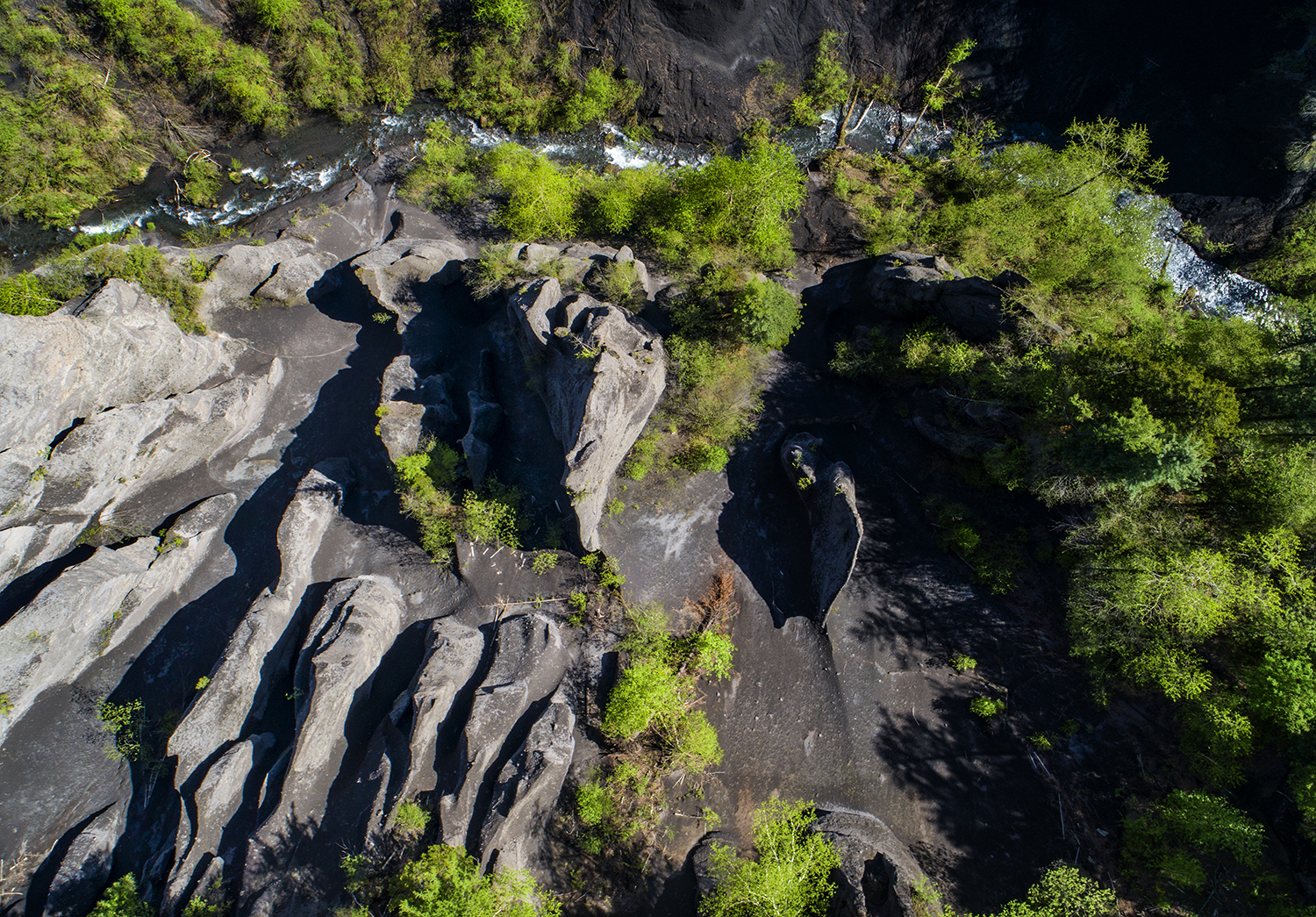 航拍长白山天池视频,长白山天池航拍全景视频