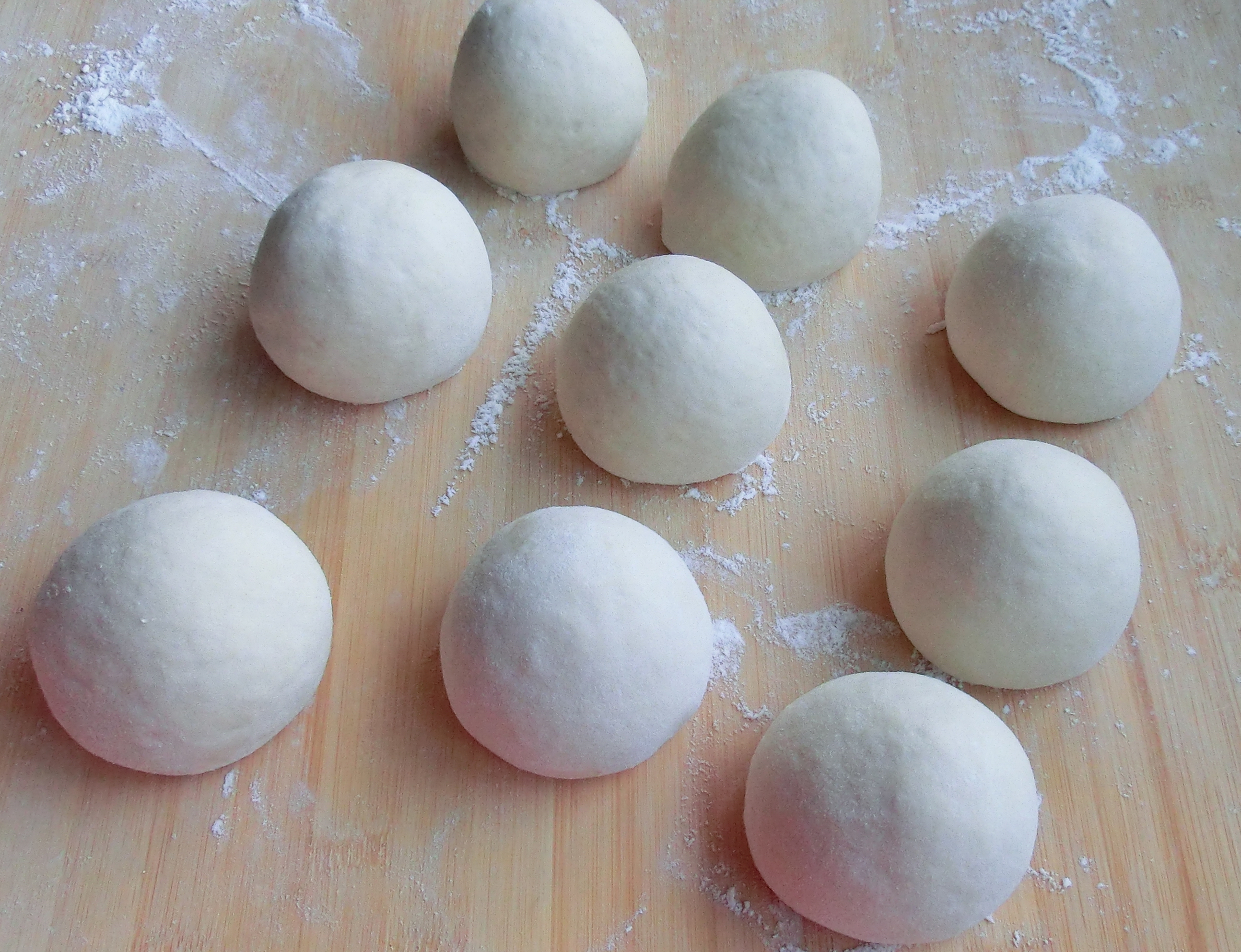 蒸馒头酵母直接放面里可以吗,蒸馒头酵母放多了咋整