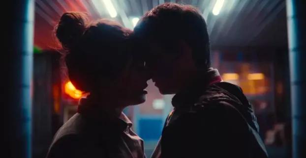 这部9.3分国产神剧,9.2分的悬疑神剧这才叫烧脑