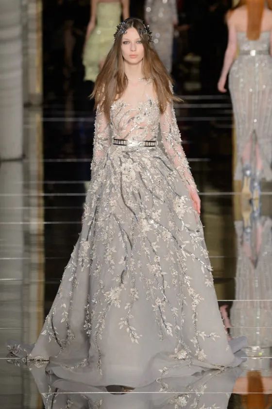 黎巴嫩爆炸发生后，巩俐章子怡的挚爱无声落泪……