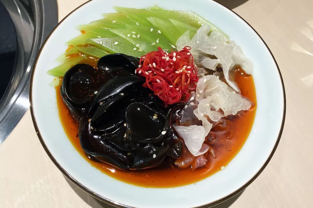 西安有全水晶天桥的mall,1天后1折起