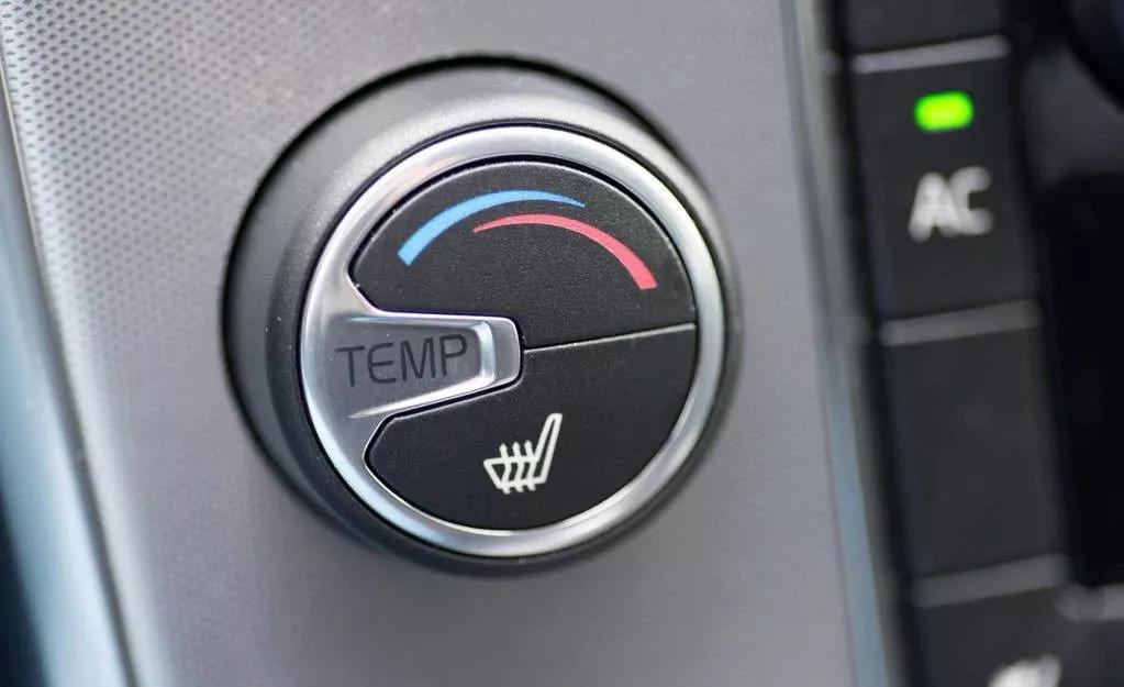 空调制热很好制冷不凉怎么回事,车载空调制冷调到多少度省油