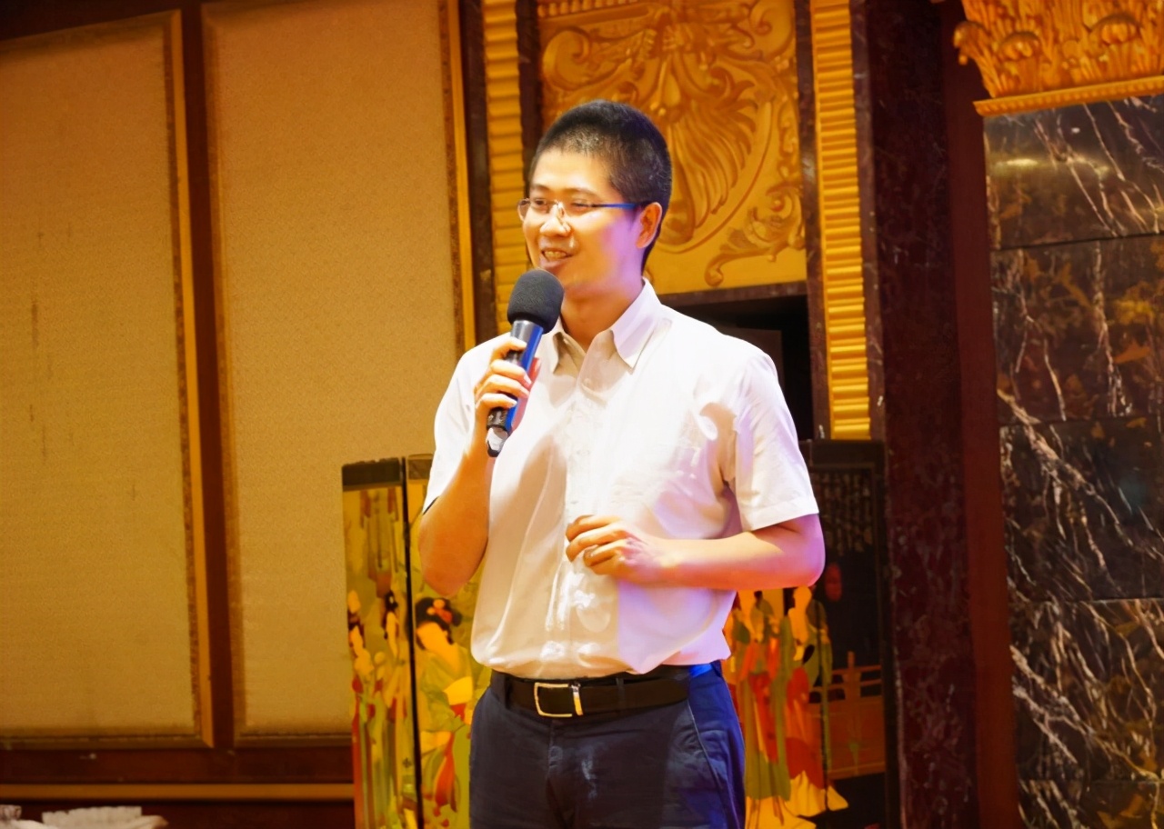 康佳壹视界商显,康佳壹视界