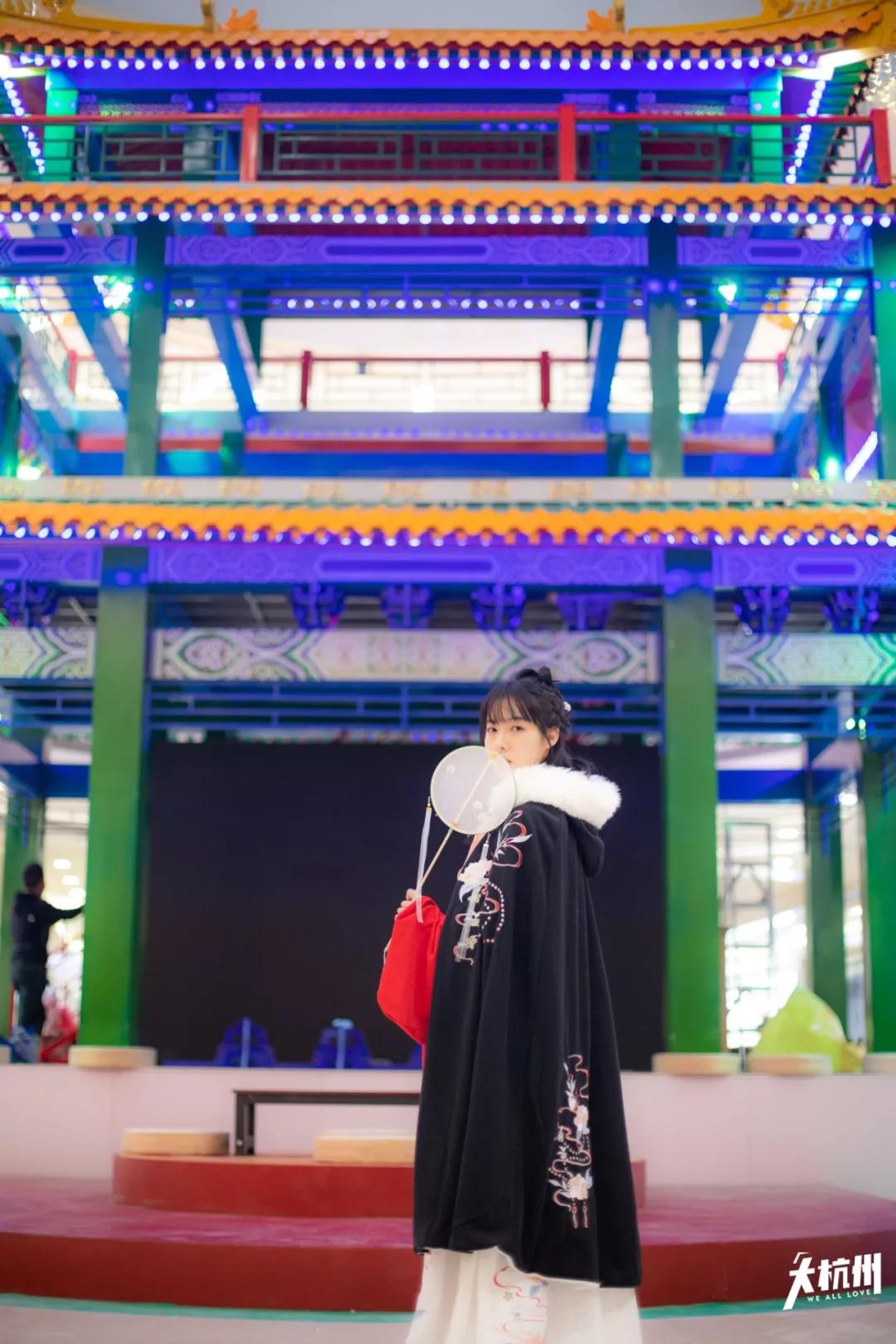 在杭州遇见紫禁城!宫灯前祈福、畅音阁迎新!来这里过故宫中国节