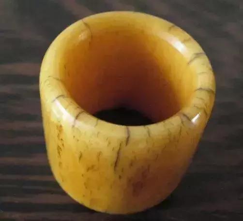 蒙古人喝下马酒的讲究 (蒙古下马酒礼仪欢迎尊贵客人)