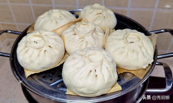 豇豆炒了做包子馅,豇豆馅素包子蒸几分钟