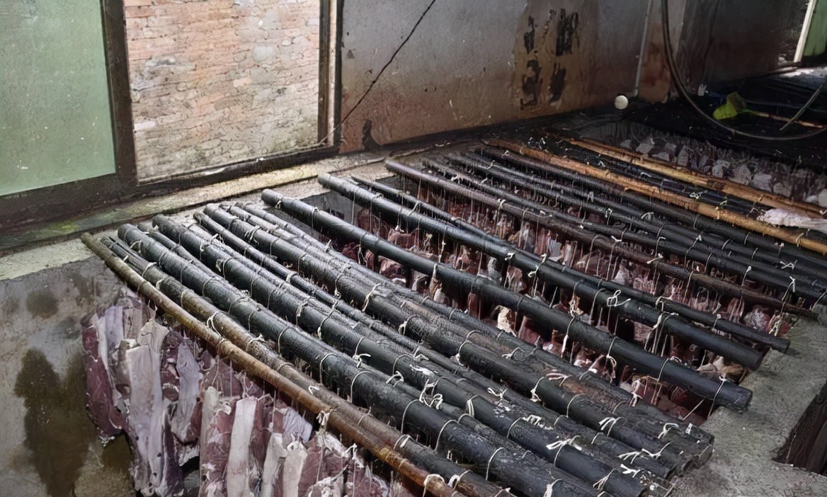 济南超市臭猪肉,济南一超市变质肉