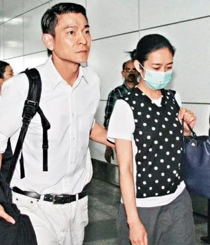 评价刘德华出道40周年直播,刘德华出道40年直播有多火