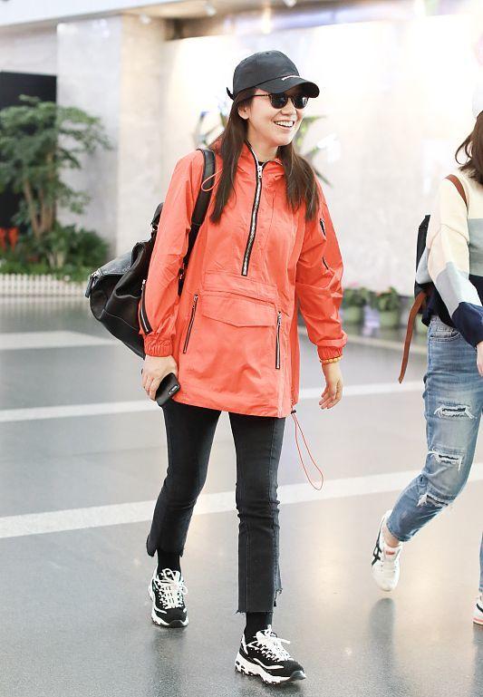 今年流行什么早春新款外套上衣,春款新款时尚洋气外套搭配