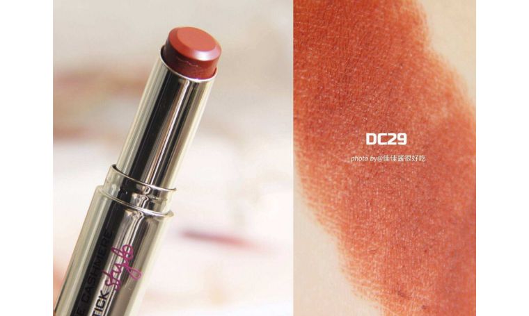 秋冬艳压群芳就靠这支渣女唇色