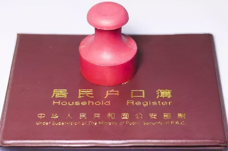 11年前,浙江农村奶奶收养了一个黑人小孩巴比,后来他怎么样了?