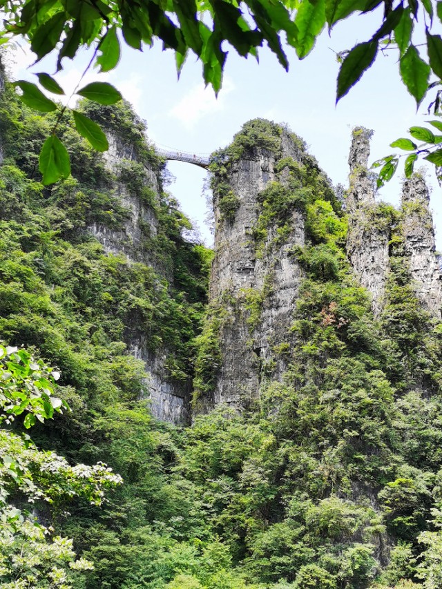 宜昌五峰晚上旅游攻略,宜昌五峰三日游景区旅游攻略