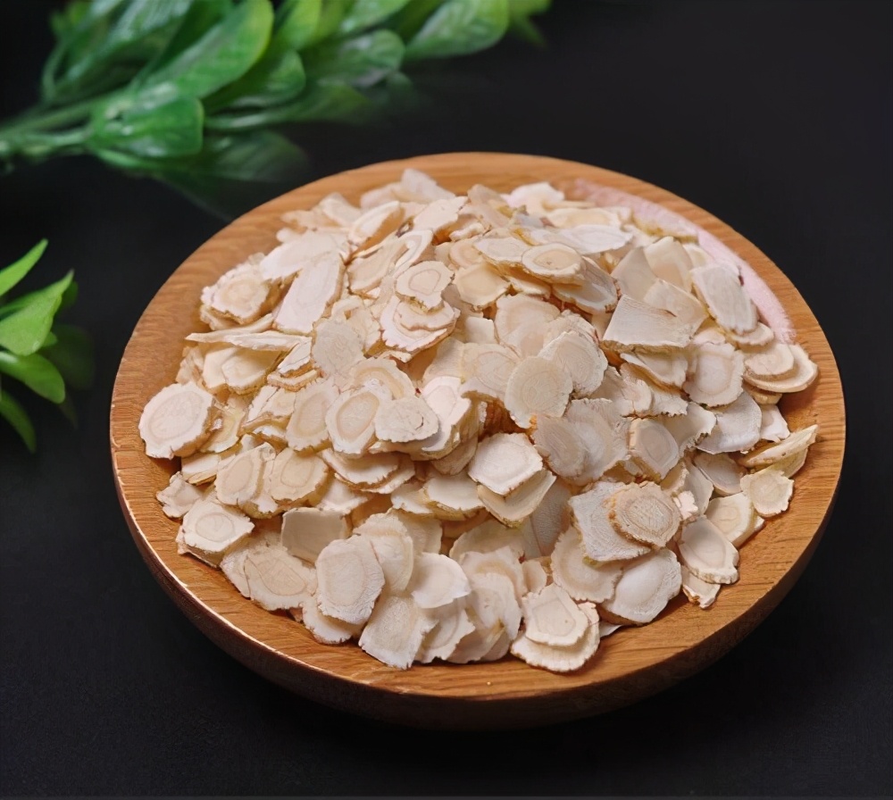 西洋参的功效西洋参煲汤方法,西洋参煲汤有什么功效和禁忌