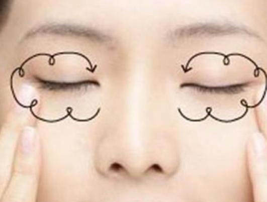 去眼袋淡细纹用哪款眼霜好,40-50岁祛眼袋眼霜推荐