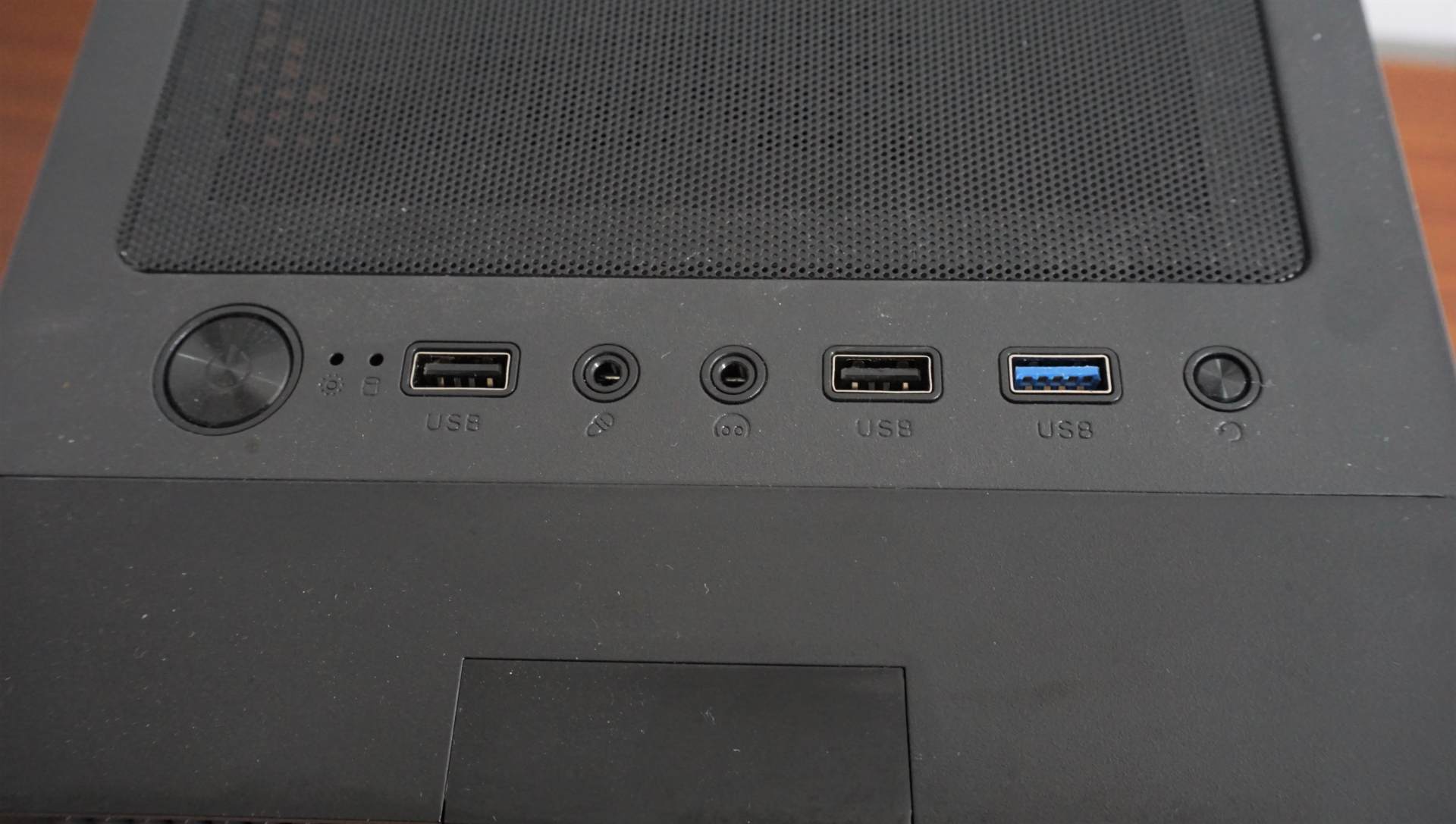 手把手教组装3000电脑最强配置,主机多显卡装机详细全过程