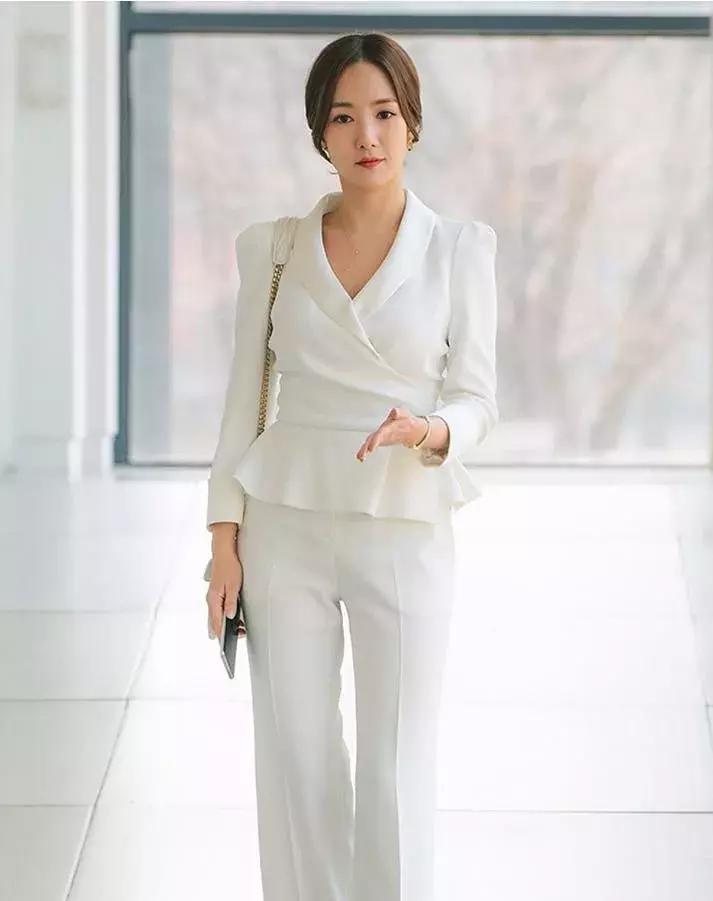 明星日常私服穿搭朴敏英,朴敏英她的私生活高甜吻戏合集