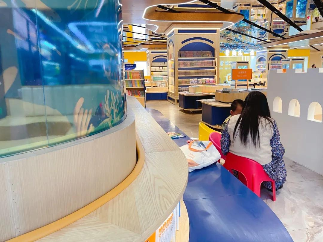 “书香鼓楼”地标，凤凰于飞，华丽转身