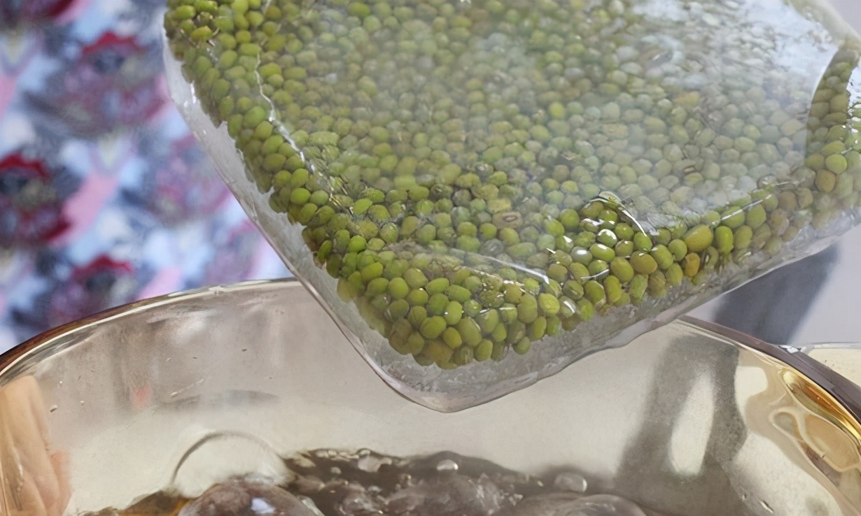 煮绿豆汤绿豆需要提前泡多久呢,煮绿豆汤绿豆要提前泡多久呢