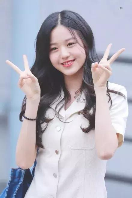 迪丽热巴颜值秒一众韩星,迪丽热巴颜值吊打