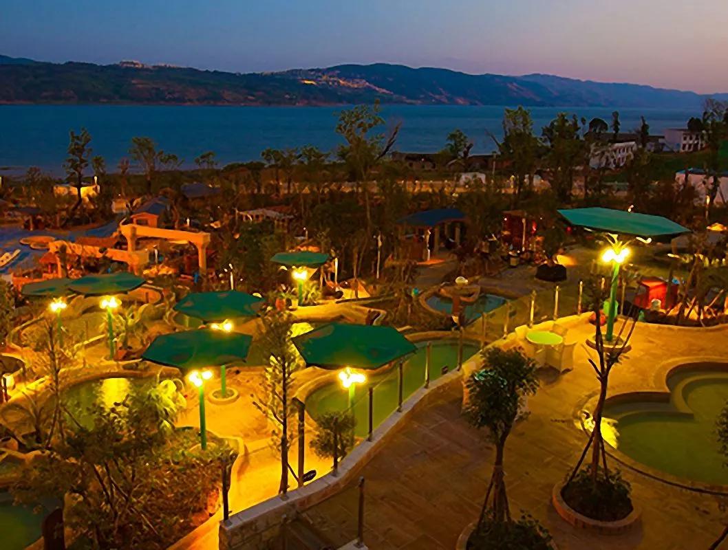 去云南哪里泡温泉最好,云南必去十大景区推荐