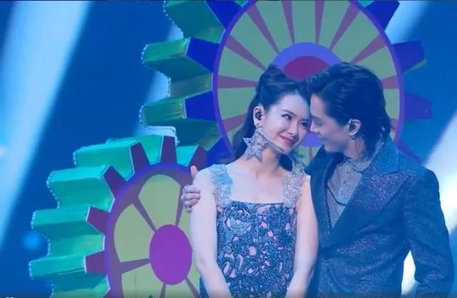 夏家三千金唐嫣完整视频,夏家三千金唐嫣罗晋