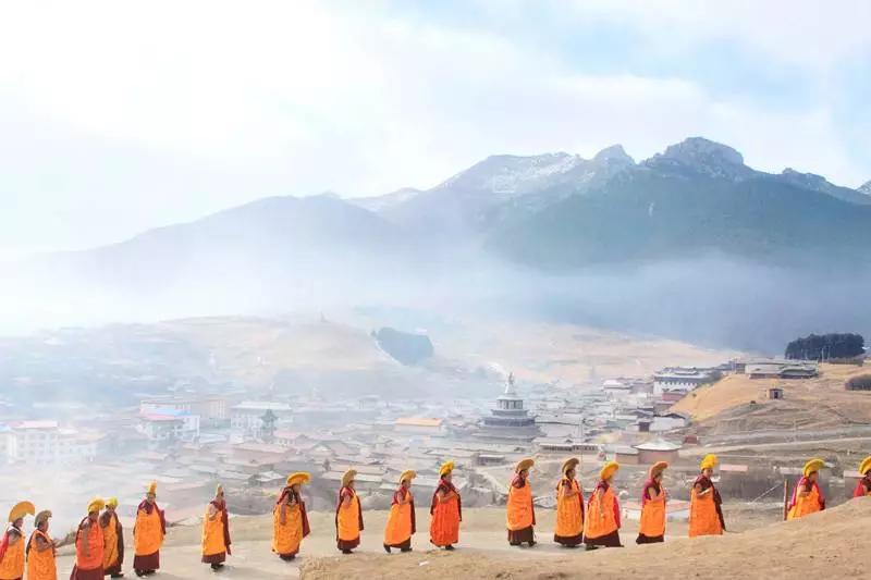 过年了你的爱车清洗了吗,新春要把你的爱车打扮美美的