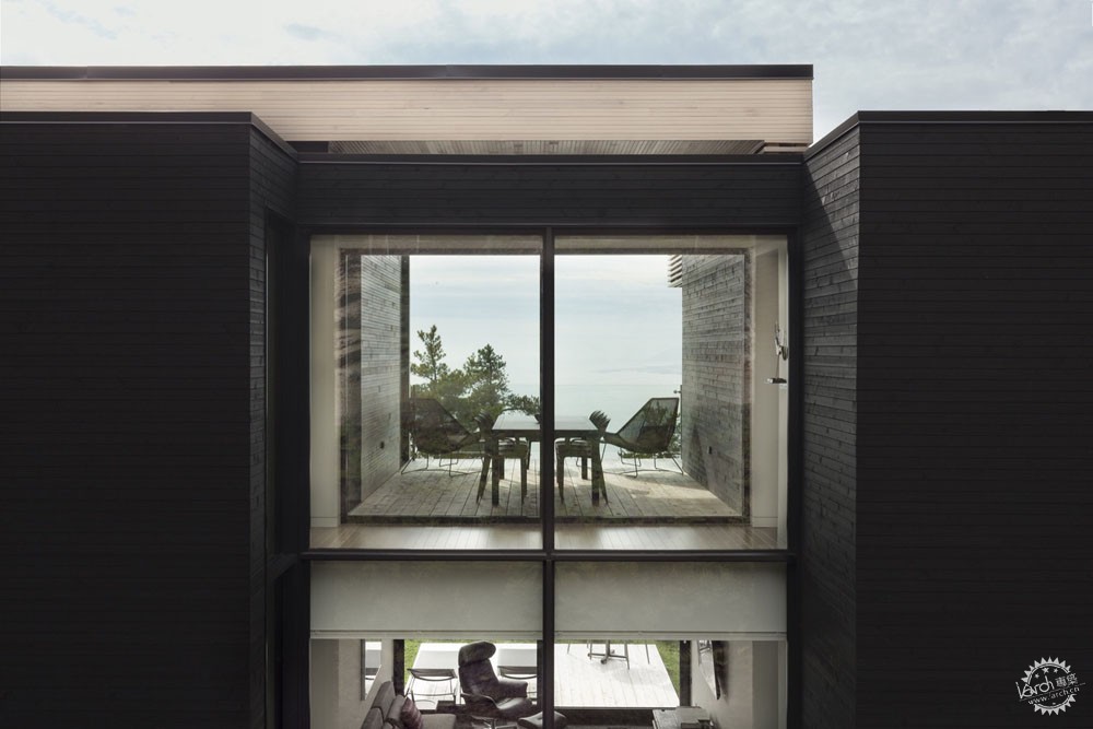 建在悬崖上的两层房子图片,悬挂在悬崖的小屋