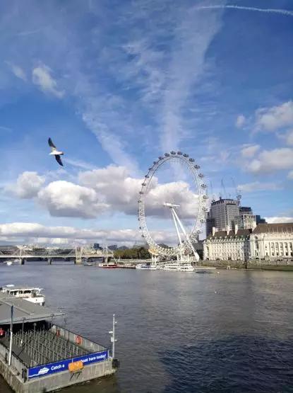 假期撒手没的戏精同事们，竟然在我挤春运的时候吹海风？？（下）