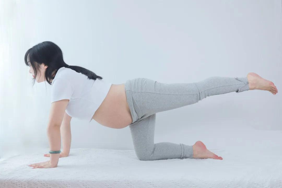 十个顺产九个漏尿吗,10个顺产9个都手剥胎盘吗