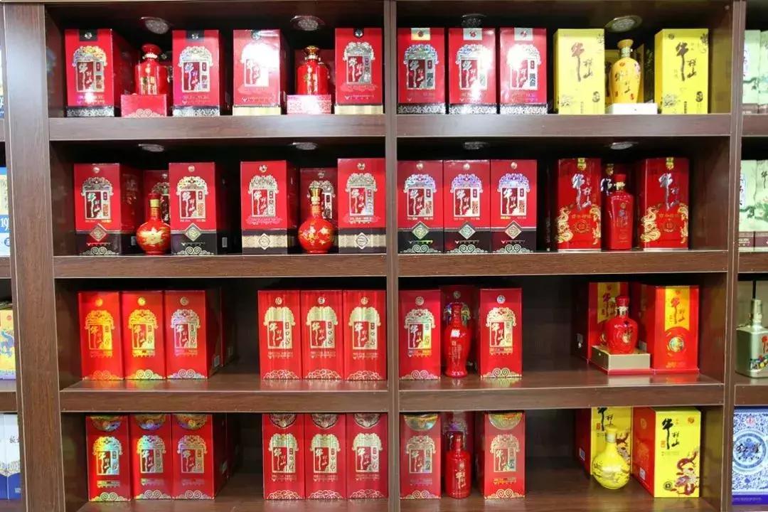 门头沟老牛栏山专卖店回来啦！3店同开！送给好喝口儿的朋友