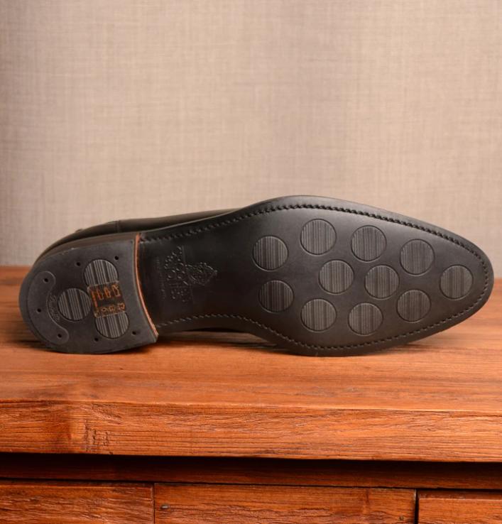 在秋冬季初尝绅士靴?认准这两款,正闲场景轻松包办