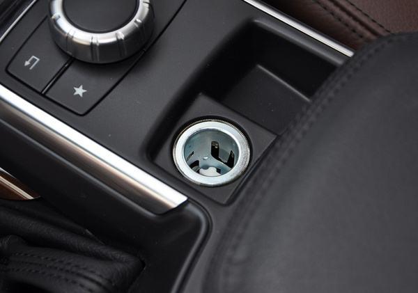 车上哪个接口好用点实用,车子上面的各种接口有什么用处