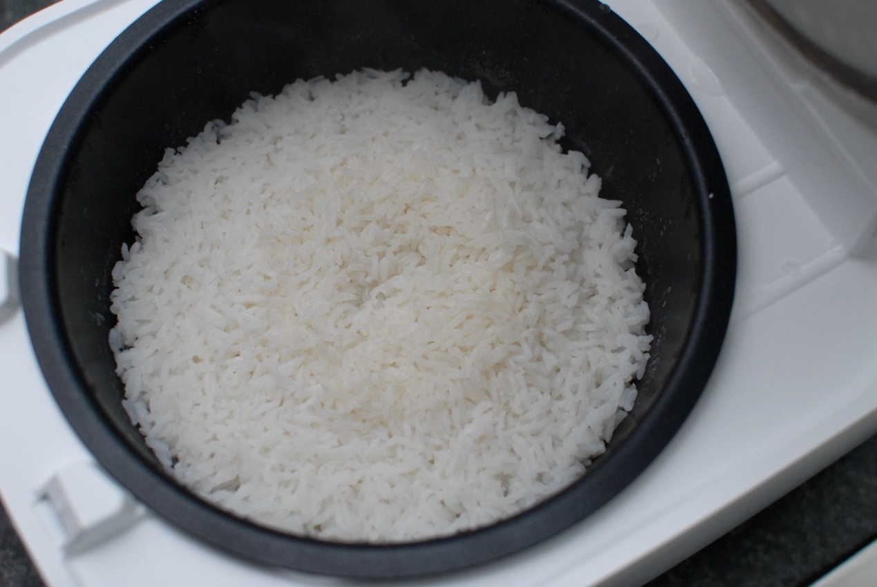 这款神器让你回家就能吃上热腾腾的白米饭，现实版的”田螺姑娘“