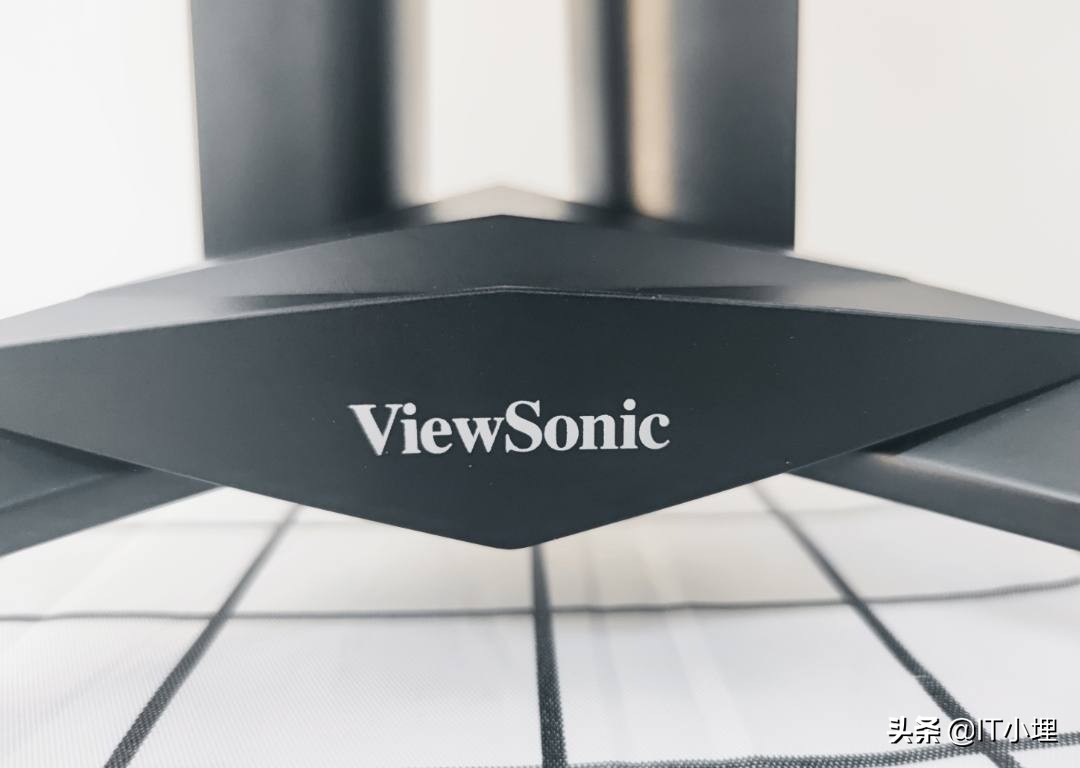 优派xg270qg和华硕xg279q,优派vx2462显示器测评