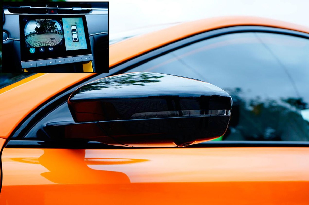 赛车尾翼高能,赛车霸气尾翼