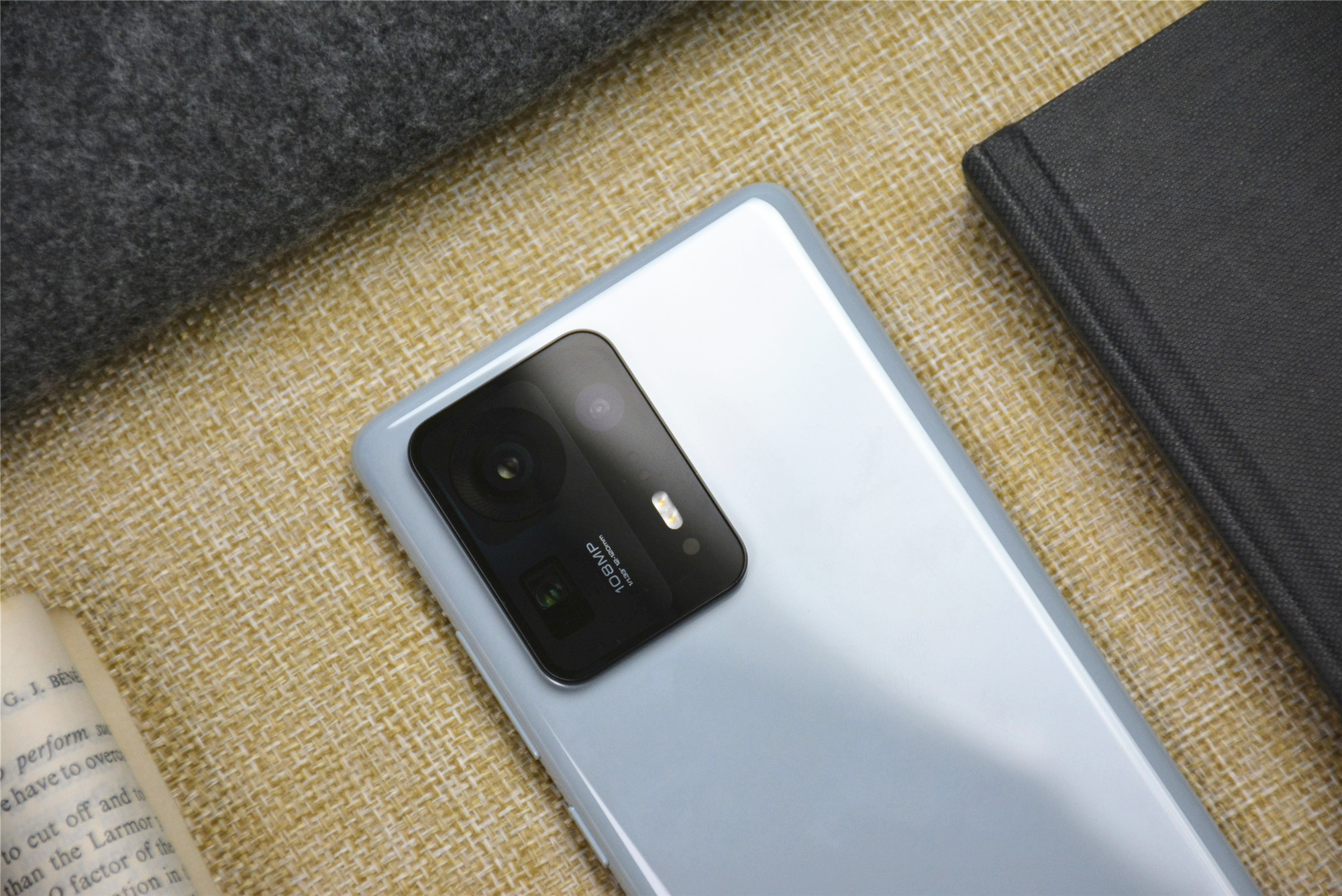 小米mix4青色陶瓷,小米mix4灰色和黑色哪个品控更好