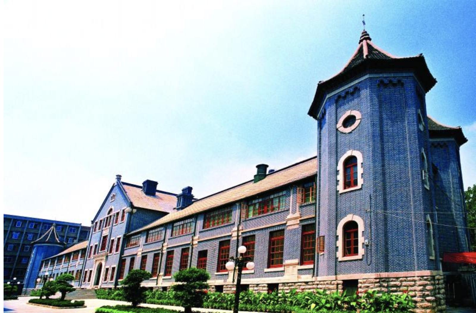 高校合并史视频,两所高校合并需要多长时间