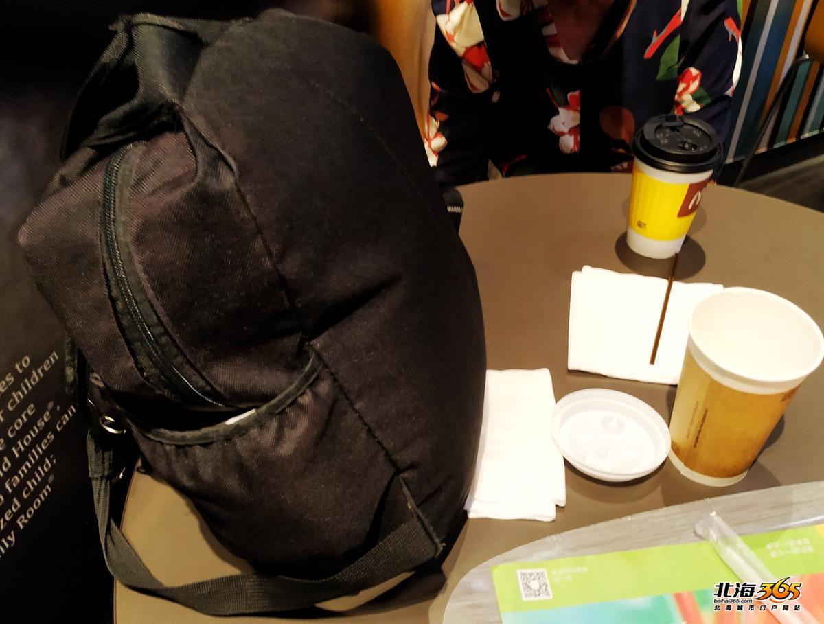 太心酸！深夜我与北海麦当劳“难民”的一次对话