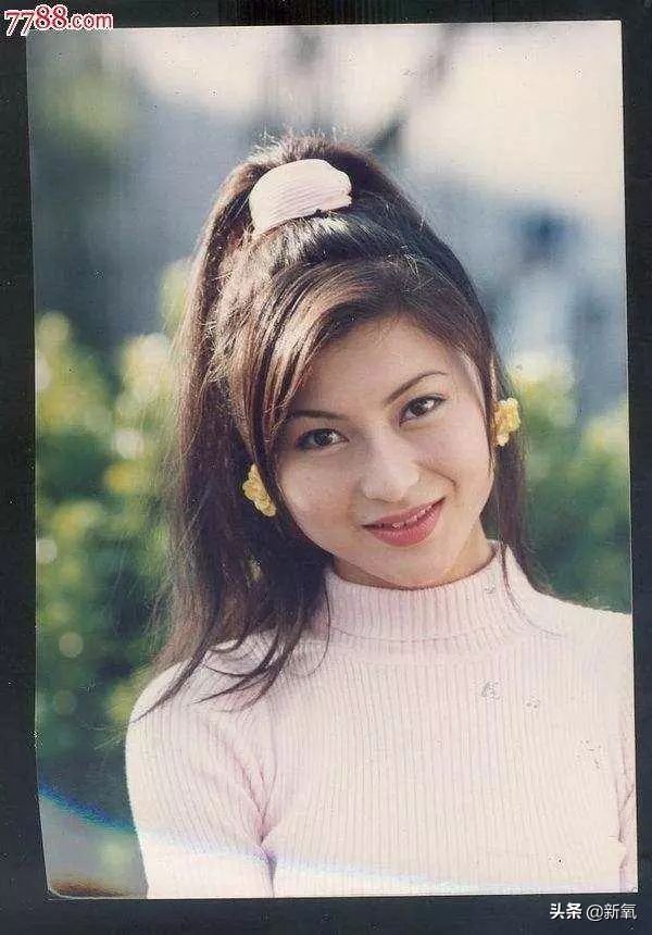 鏉庡槈娆ｈ繎鐓у拰骞磋交鐓х墖,鏉庡槈娆ｅ勾杞荤収鍜岀幇鍦ㄧ殑鏍峰瓙