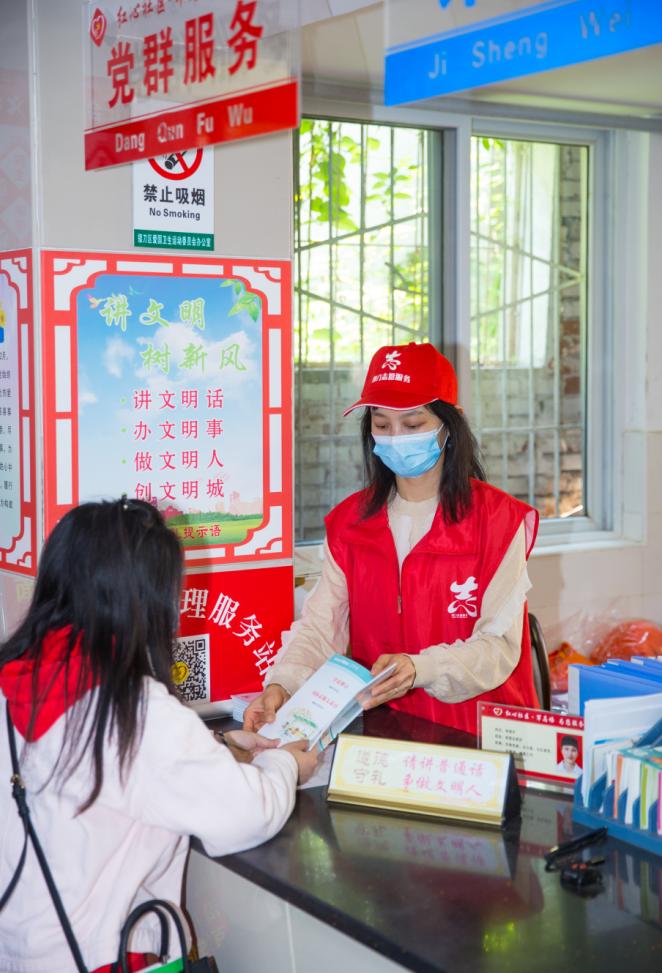 萤萤之光,点亮荆城!今天,向荆门这群平凡岗位上的劳动者致敬